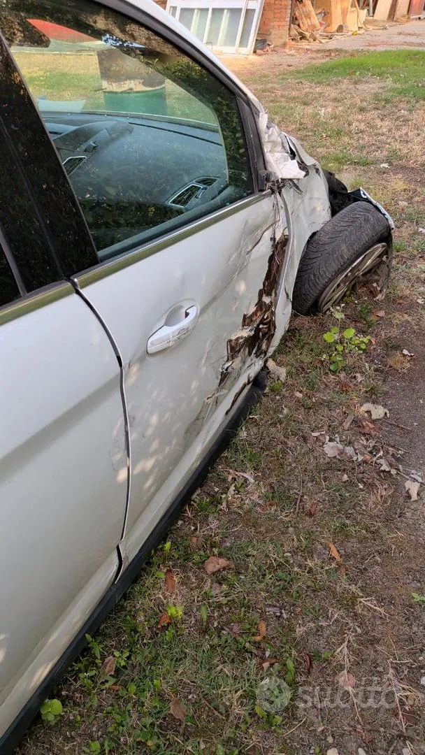 Ford C-Max 2019 photo 5