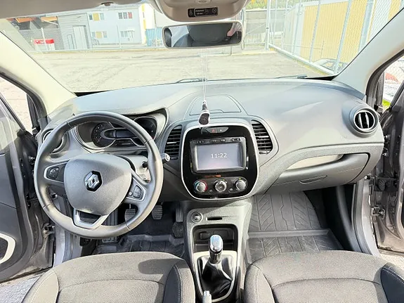 Renault Captur 2018 photo 2