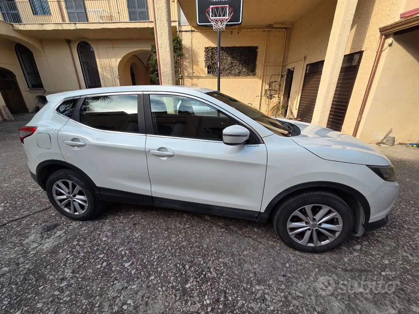Nissan Qashqai 2015 photo 5