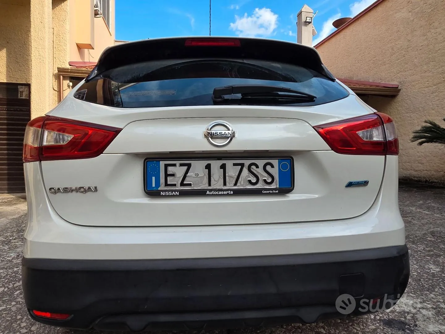 Nissan Qashqai 2015 photo 2