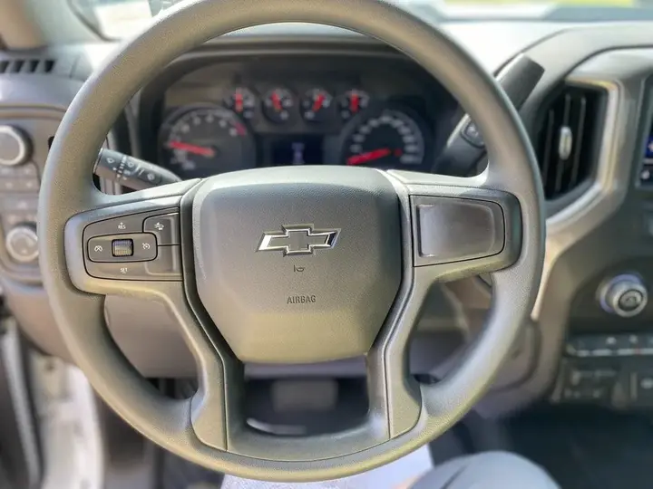 Chevrolet Silverado 1500 2026 photo 4