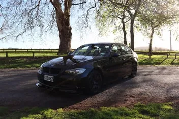 BMW 320I 2005 photo 2