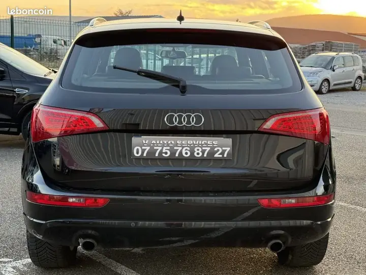 Audi Q5 2010 photo 4