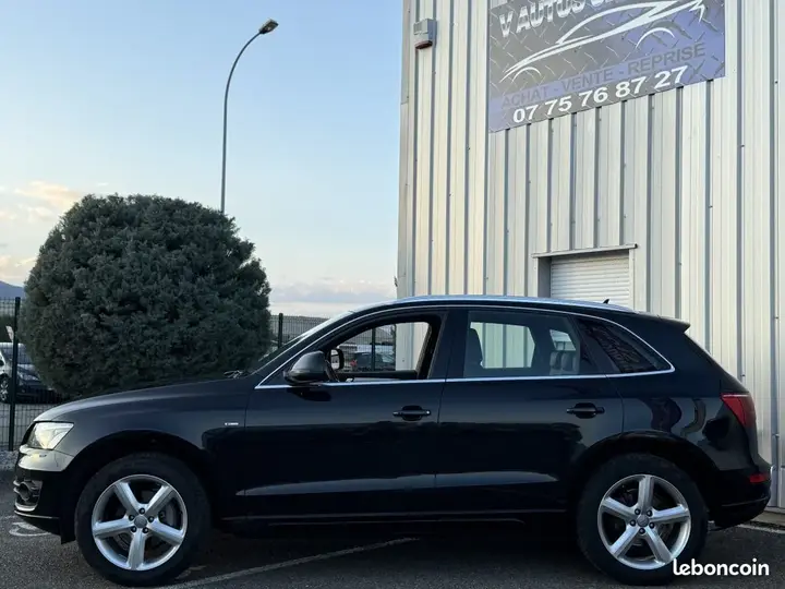 Audi Q5 2010 photo 2