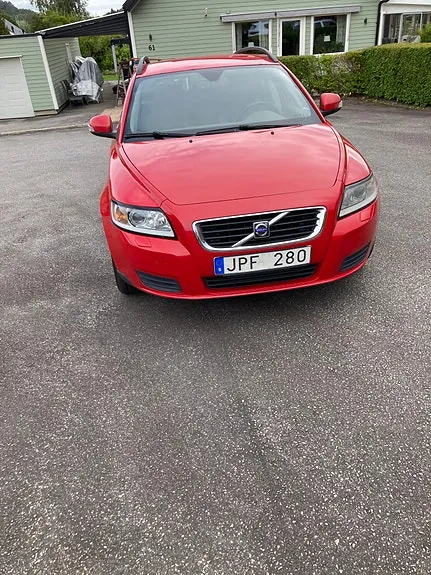 Volvo V50 2010 photo 3