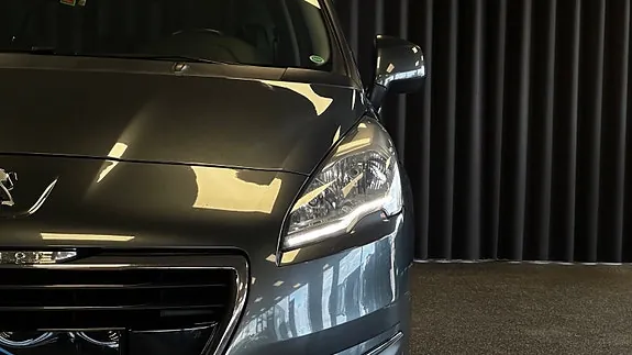 Peugeot 5008 2015 photo 4