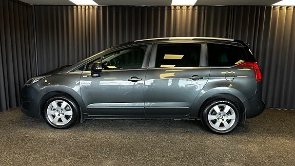 Peugeot 5008 2015 photo 5