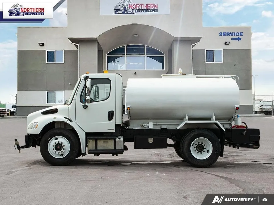 Freightliner M2 106 2007 photo 3