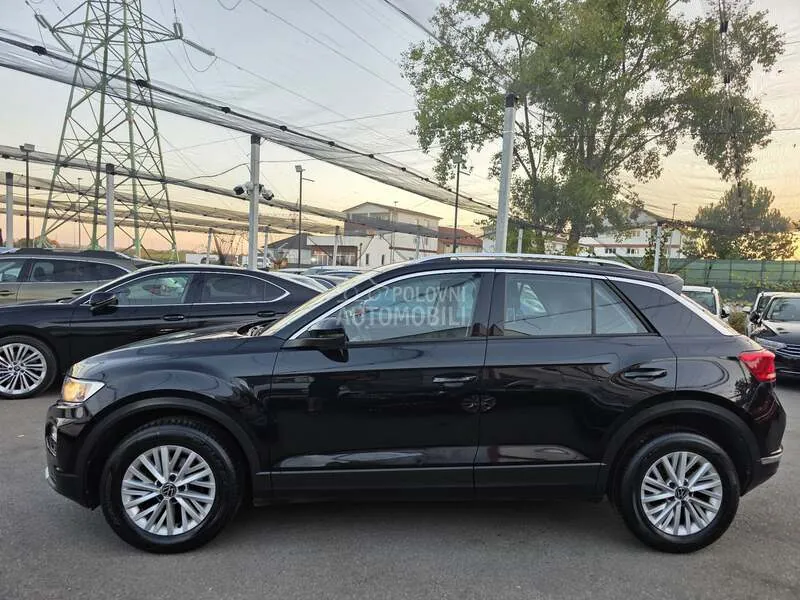 Volkswagen T-Roc 2021 photo 3