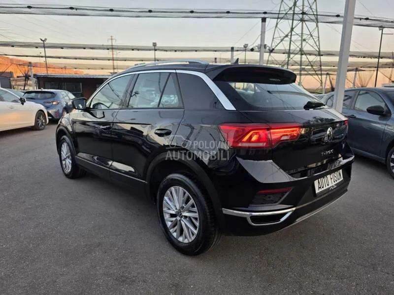 Volkswagen T-Roc 2021 photo 4