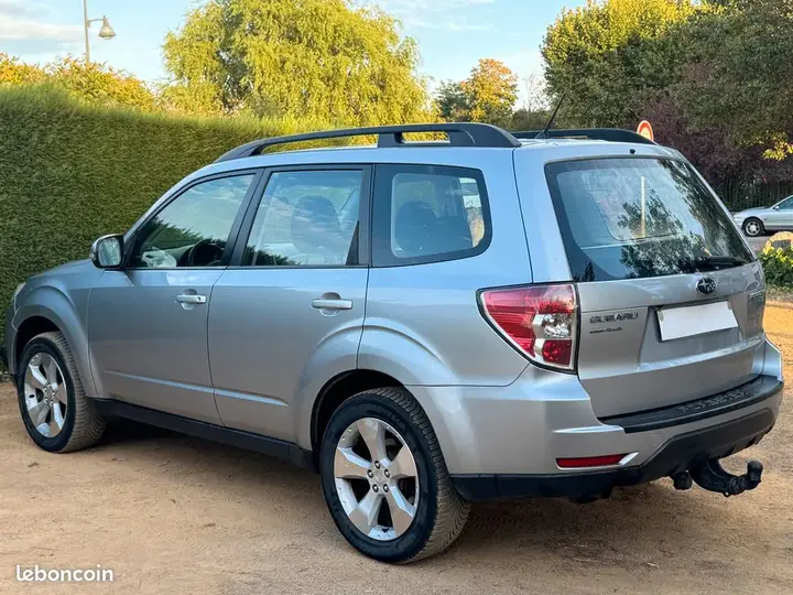 Subaru Forester 2013 photo 3