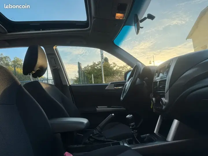 Subaru Forester 2013 photo 5