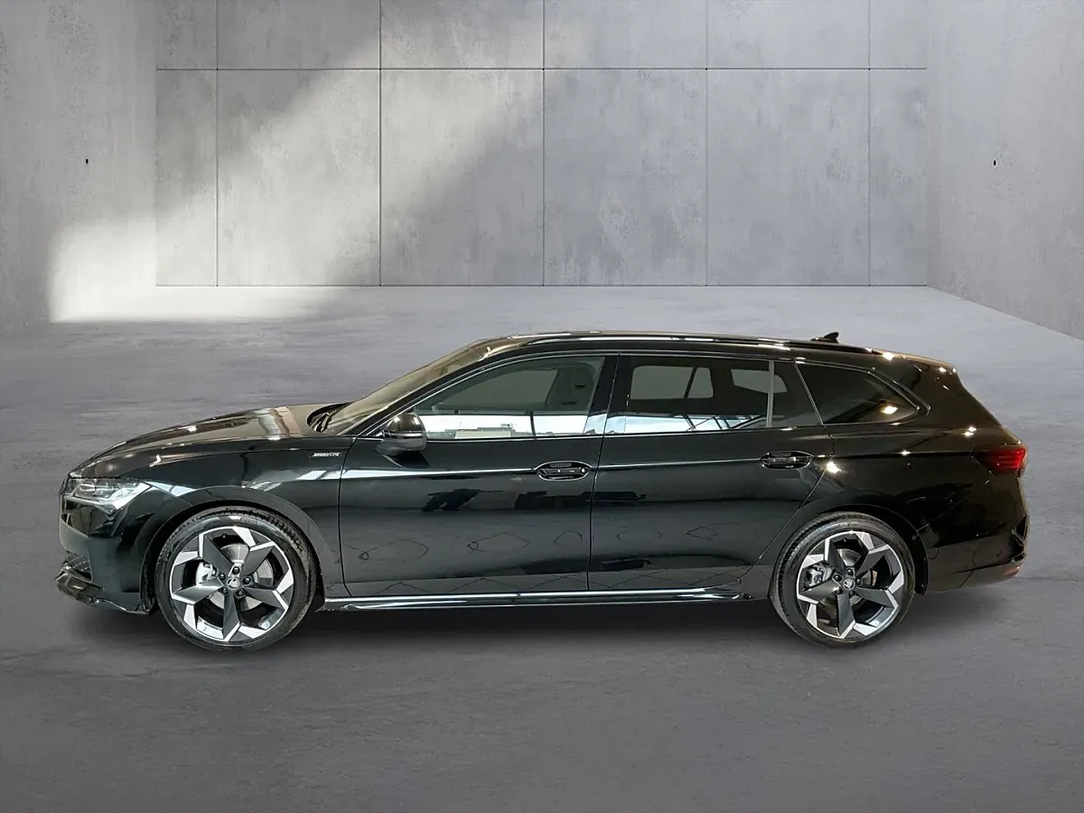 Skoda Superb 2026 photo 2