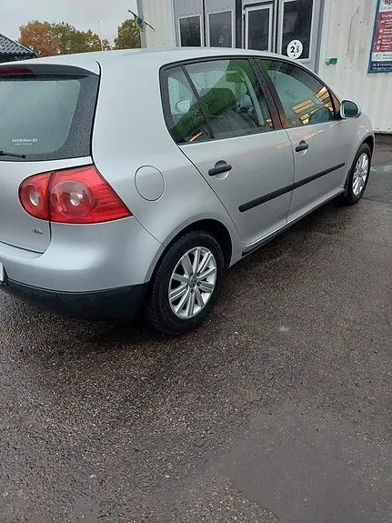 Volkswagen Golf 5 2005 photo 3