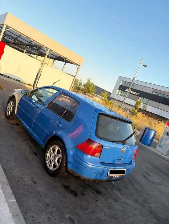 Volkswagen Golf 2000 photo 3