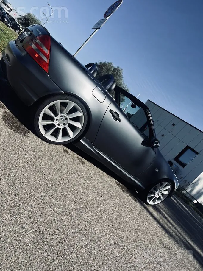 Mercedes-Benz Slk230