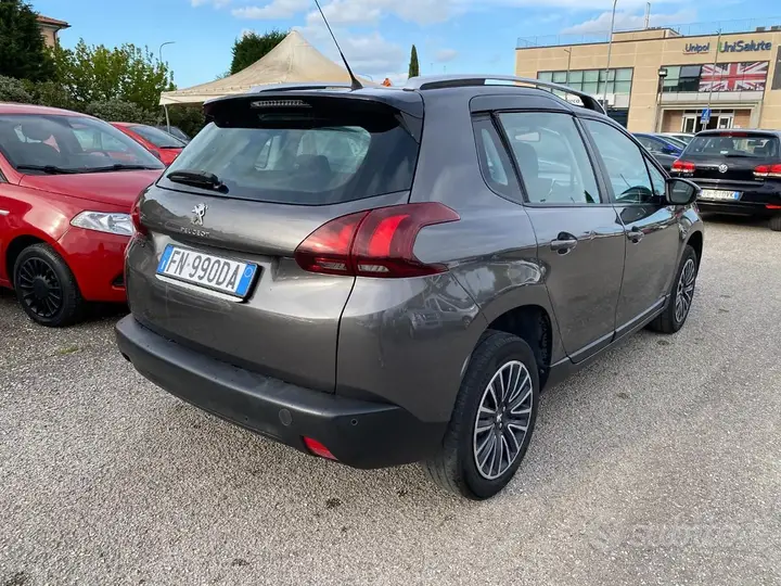Peugeot 2008 2018 photo 2