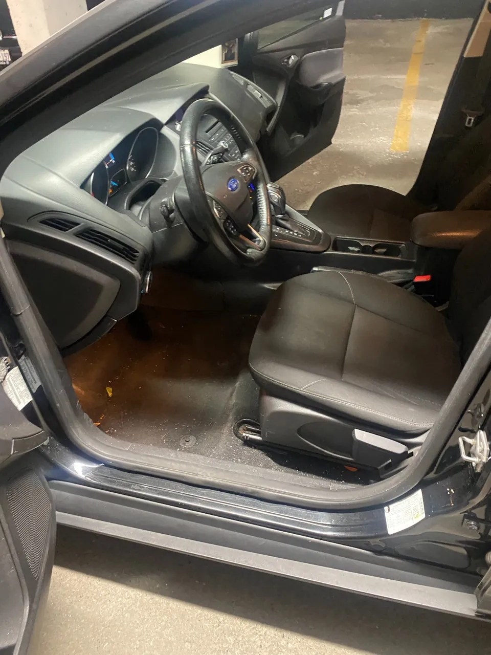 Ford Focus 2015 photo 2