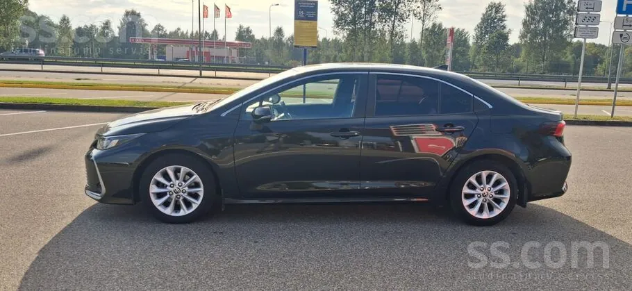 Toyota Corolla 2022 photo 2