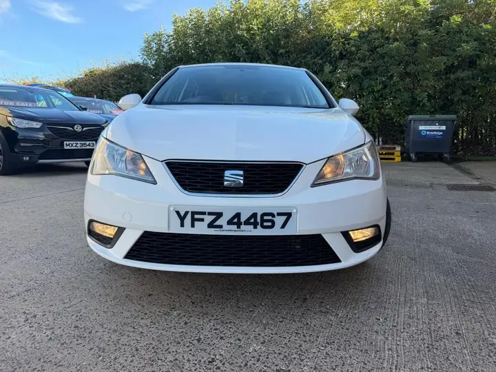 Seat Ibiza 2015 photo 3