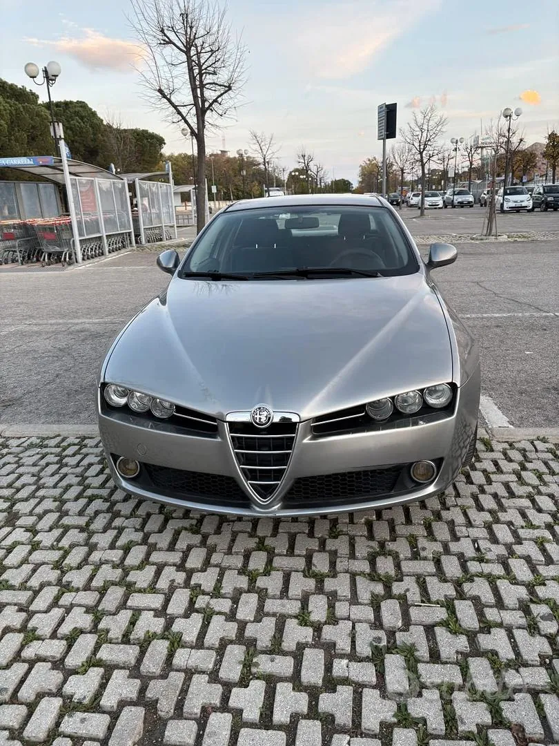 Alfa Romeo 159 2006 photo 2