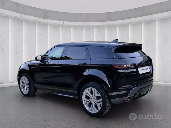 Land Rover Range Rover Evoque 2022 photo 3