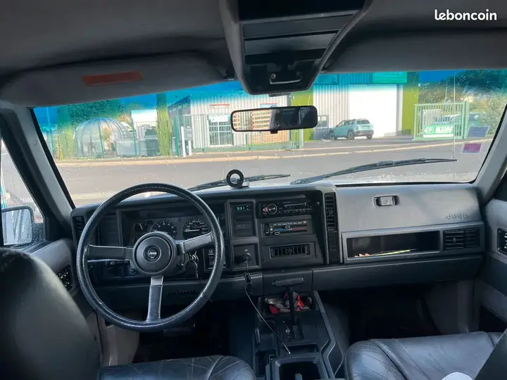 Jeep Cherokee 1992 photo 3