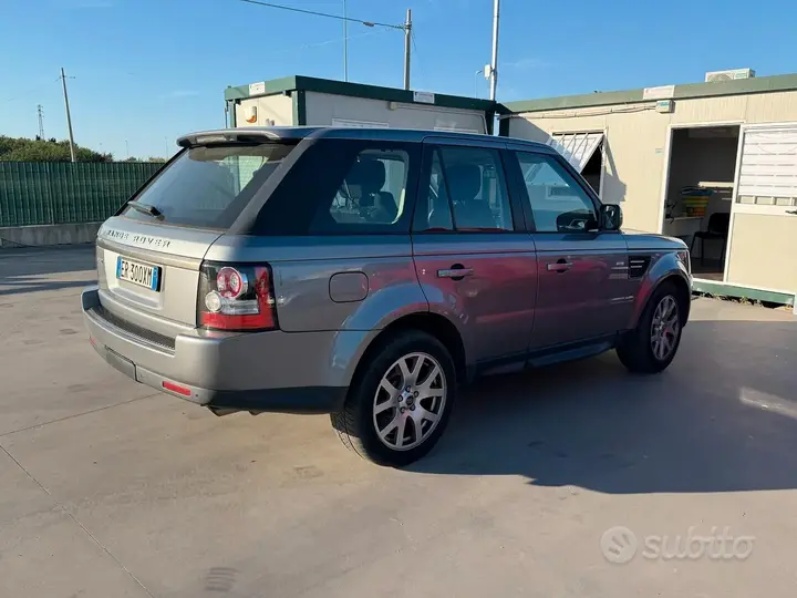 Land Rover Range Rover Sport 2013 photo 4