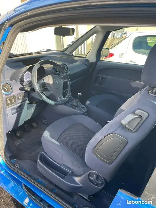 Peugeot 1007 2005 photo 3