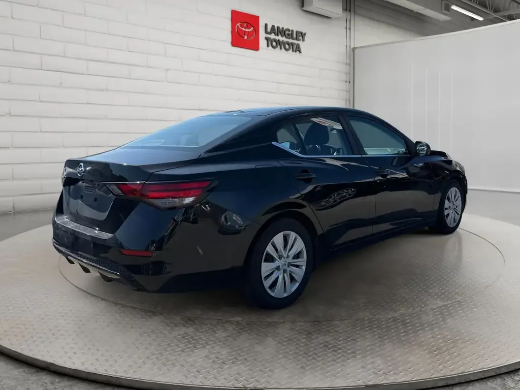 Nissan Sentra 2021 photo 5