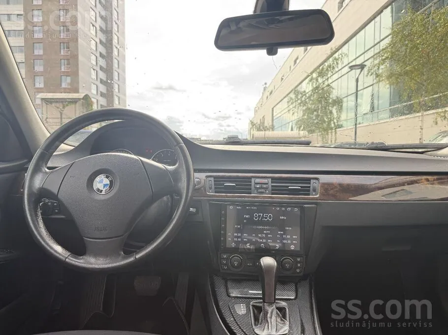 BMW 325