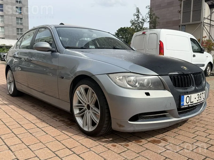 BMW 325
