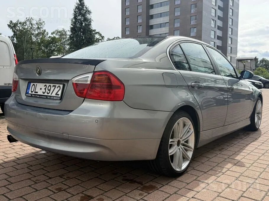 BMW 325 2005 photo 3