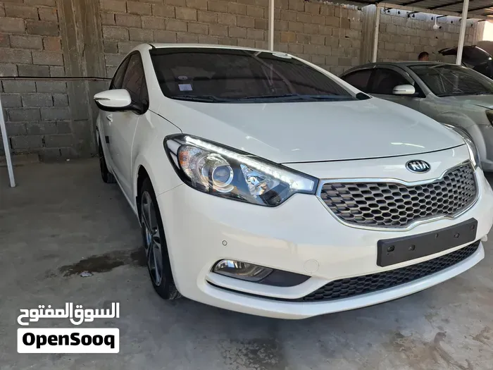 Kia K3 2015 photo 5