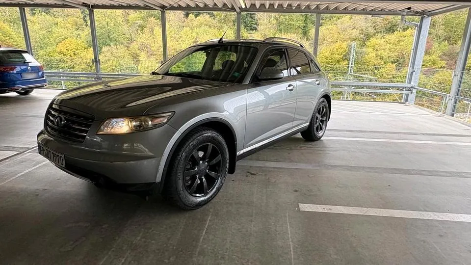 Infiniti Fx35