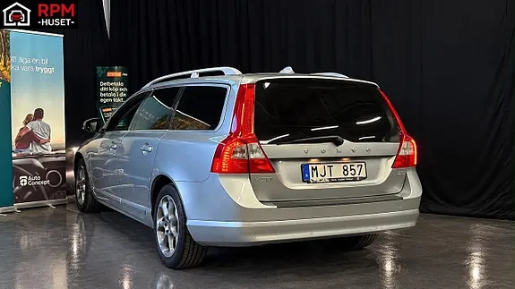 Volvo V70 2012 photo 4