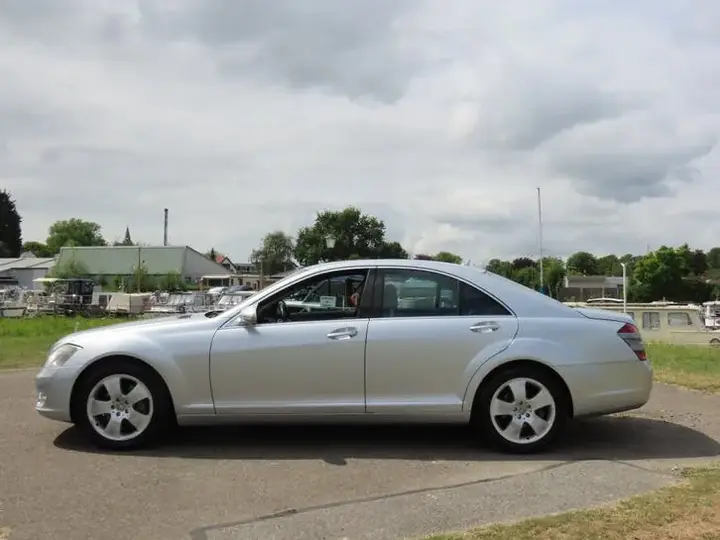 Mercedes-Benz S-Class 2007 photo 2