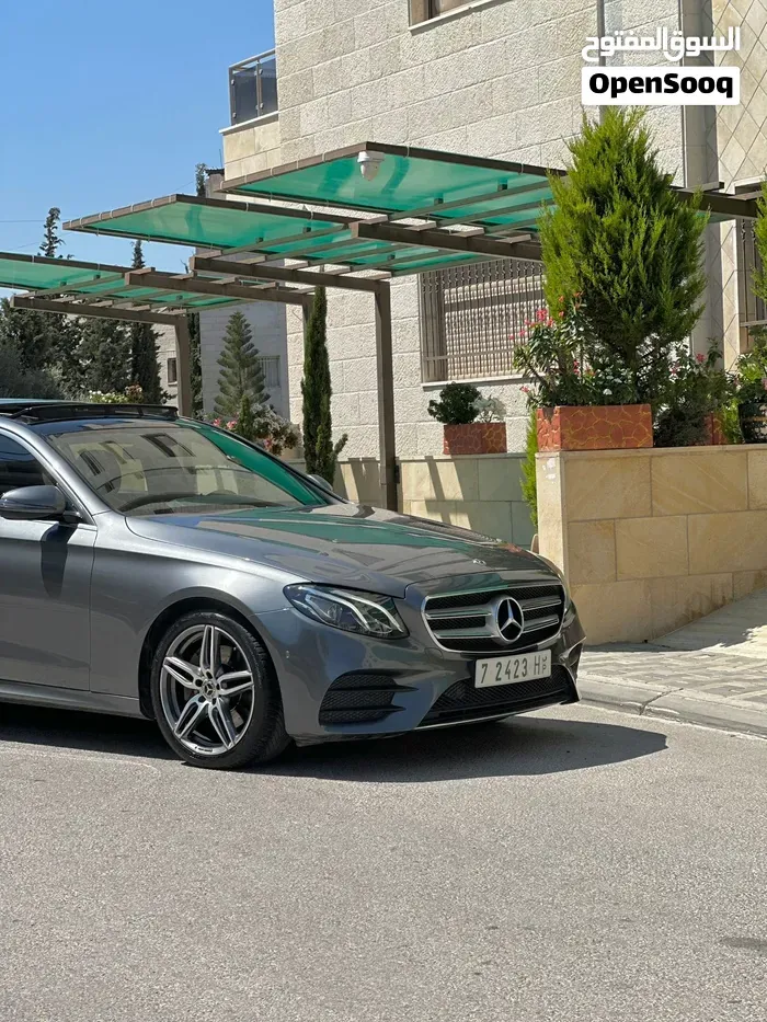 Mercedes-Benz E200 2019 photo 3