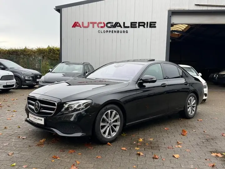 Mercedes-Benz E 220D