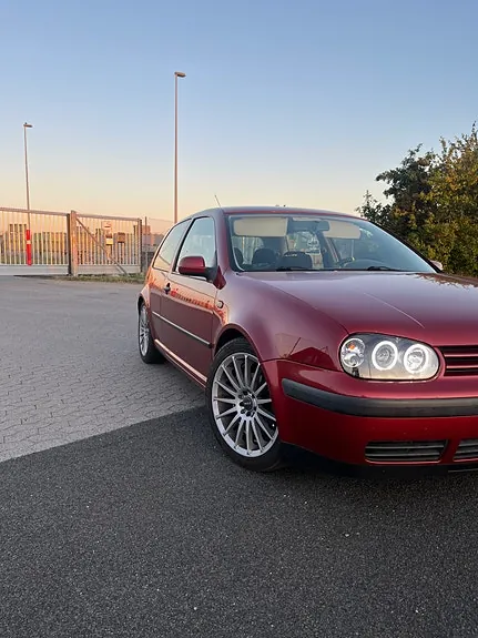 Volkswagen Golf 1998 photo 2