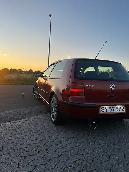 Volkswagen Golf 1998 photo 4