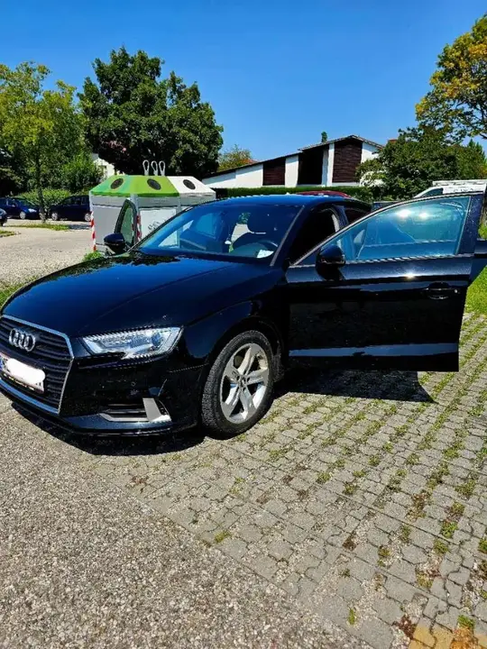 Audi A3 2018 photo 3