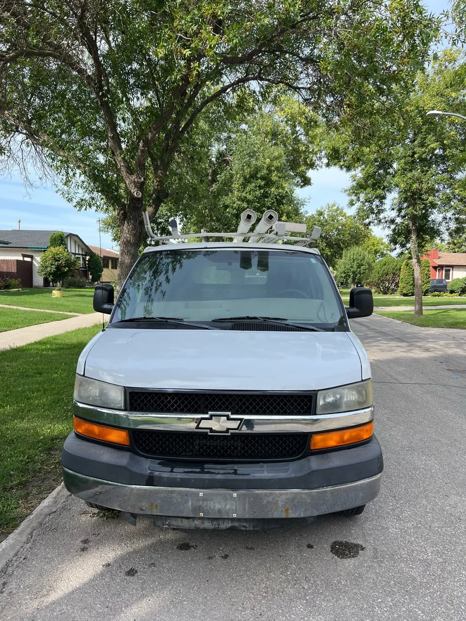 Chevrolet Express 2009 photo 2