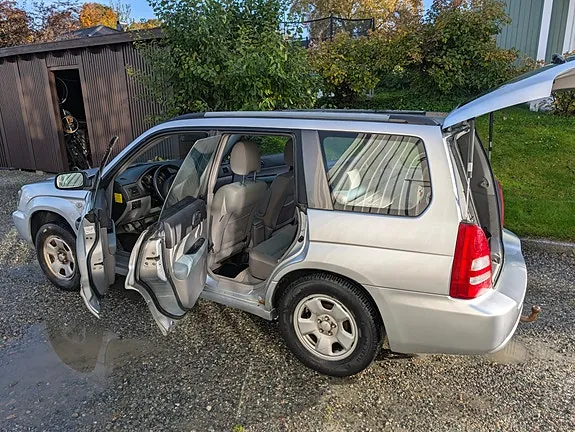 Subaru Forester 2005 photo 3