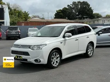 Mitsubishi Outlander 2015 photo 4
