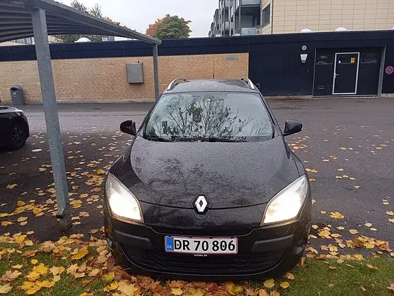 Renault Megane Iii 2011 photo 4