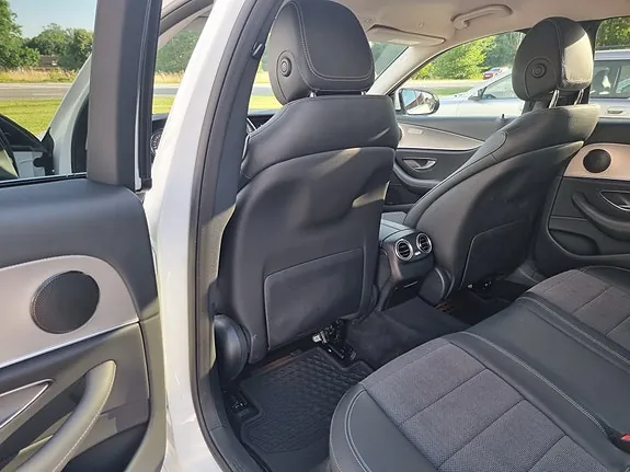 Mercedes-Benz E220 2018 photo 5