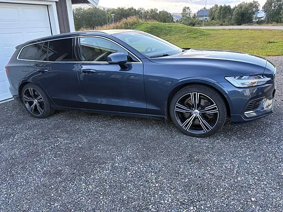 Volvo V60 2021 photo 4