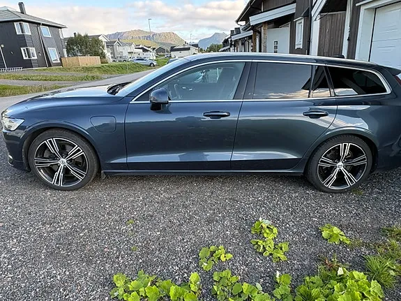 Volvo V60 2021 photo 3