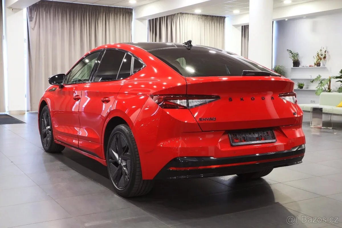 Skoda Enyaq 2023 photo 4